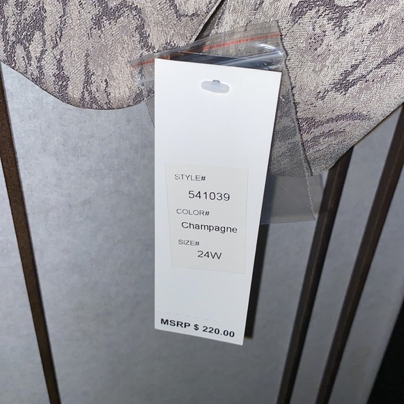 2 piece suite - Picture 5 of 6